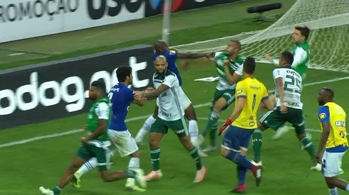 Cruzeiro se puso en modo Libertadores y terminó su partido vs Palmeiras a los golpes y con tres expulsados