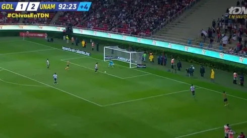 Galindo, en contra, liquidó el partido.