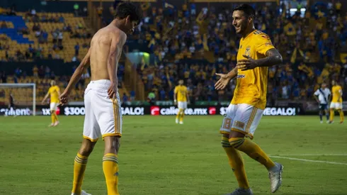 NO LOS COMPARES. Jürgen Damm celebra con el típico festejo de Cristiano Ronaldo (Foto: Getty).