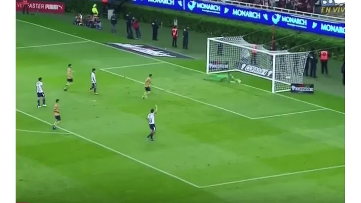 La polémica de la noche: todos se preguntan si entró o no el balón de Pulido