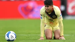 Los jugadores, del lado de Vargas.