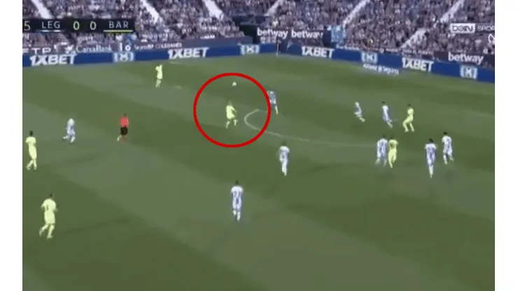 Golazo de Coutinho en Barcelona.