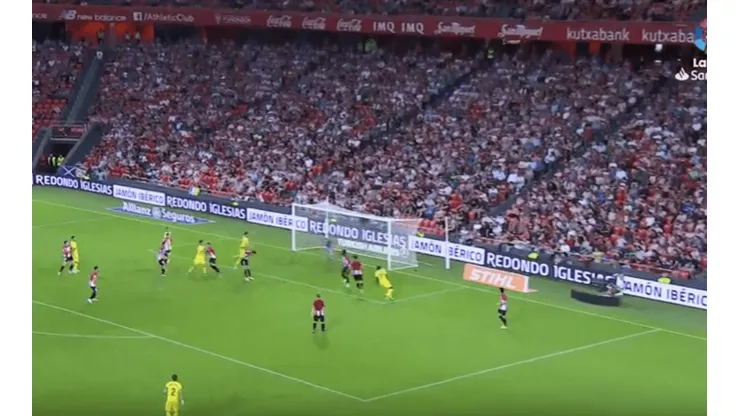 Siempre Funes Mori: córner para Villarreal y estampó un golazo de cabeza