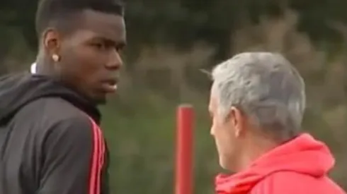 La mirada lo dice todo: algo pasó entre Pogba y Mourinho en el entrenamiento del Manchester United