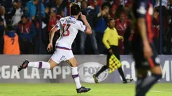 Zunino abrió la cuenta sorprendiendo a todos.