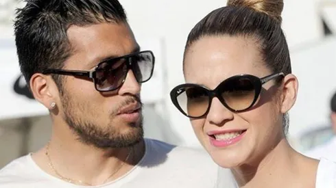 Es un capo: la increíble reacción de Garay ante el infartante desnudo de su mujer