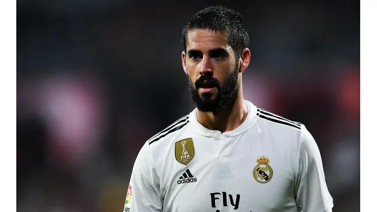 Baja sensible para el Real Madrid: operan a Isco de urgencia por apendicitis