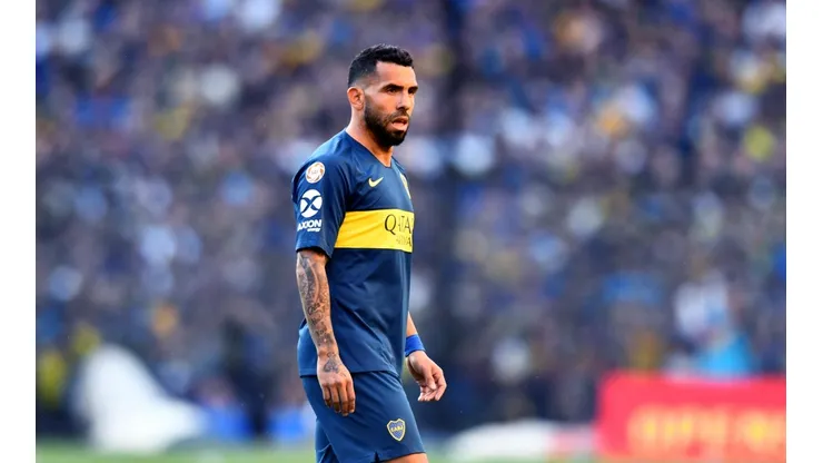 Foto de Carlos Tevez en el duelo ante River.