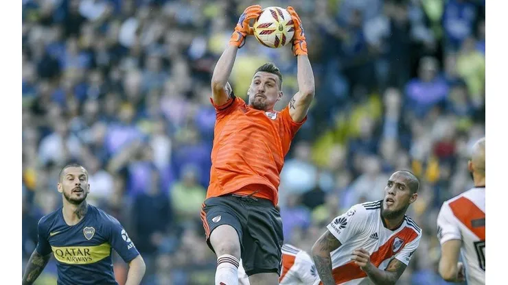 La polémica foto de Franco Armani que lo suma a una famosa tradición riverplatense