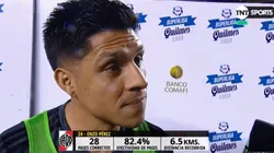 Foto de Enzo Pérez en modo Dios.