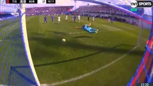 Atajadón de Marcos Díaz para que se haga agua La Boca