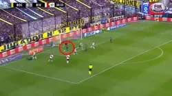 Foto captura del momento que Tevez no anotó el gol.