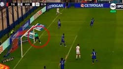 Batalla metió la pelota adentro de la cancha.