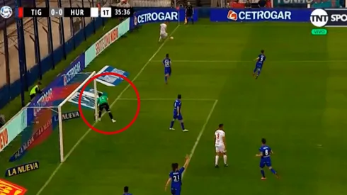 Batalla metió la pelota adentro de la cancha.