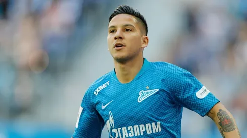 Sebastián Driussi festejó con la camiseta de Zenit.
