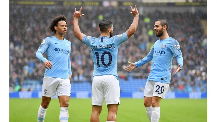 Foto de Sergio Agüero celebrando su gol.