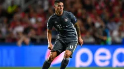 BALÓN AL PIE. James Rodríguez durante el partido ante Benfica por Champions League (Foto: Getty).