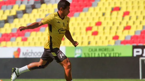 El exjugador de la "U" sumará sus primeros minutos con el Canario.