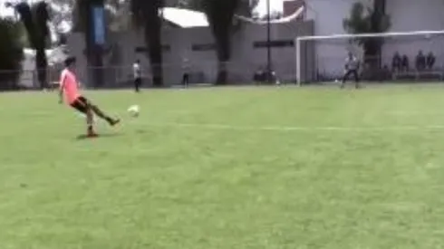 Fernando González hizo un verdadero golazo en la práctica.