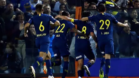 Estás loco, Pablo Pérez: reventó el arco de un golazo y festejó con el Topo Gigio