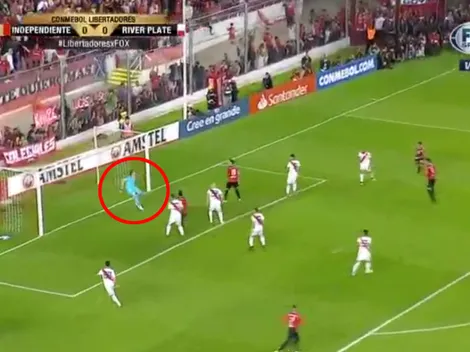 Siempre está: Armani sacó una pelota que se le metía por arriba