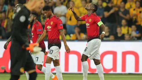 Pogba jugó al torero con los pobres defensores del Young Boys y marcó un golazo para el United