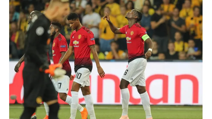 Pogba jugó al torero con los pobres defensores del Young Boys y marcó un golazo para el United