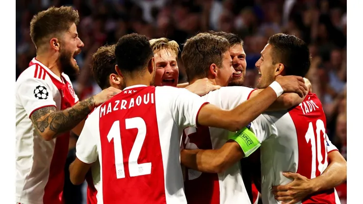 Nadie lo puede creer: Ajax goleó y Tagliafico metió un doblete