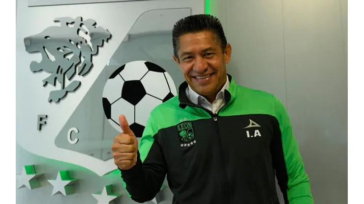 ¿Está loco?: Nacho Ambriz comparó su juego con el Francia, campeón de mundo