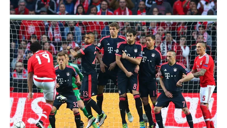 Benfica vs Bayern Múnich por la Champions League.