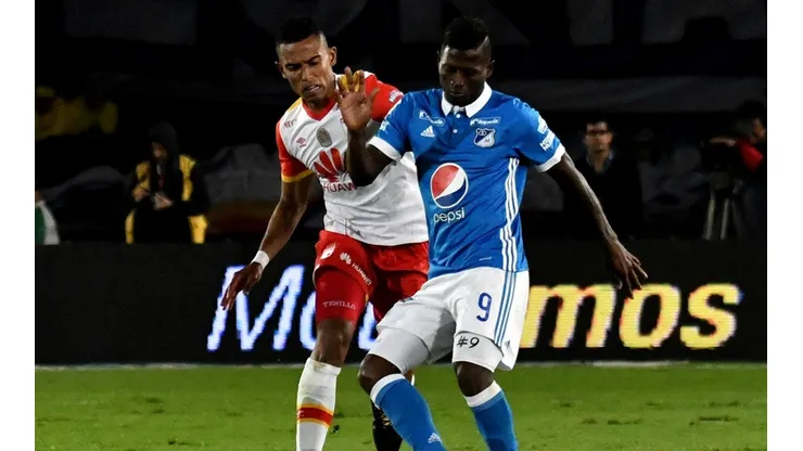 Independiente Santa Fe vs Millonarios por la Copa Sudamericana.
