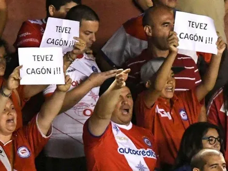 Los hinchas de Argentinos se habían ilusionado con Pékerman, pero su nuevo técnico decepcionó a todos