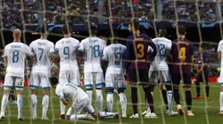 El homenaje del Chucky Lozano a Orbelín Pineda en pleno partido con Barcelona por Champions