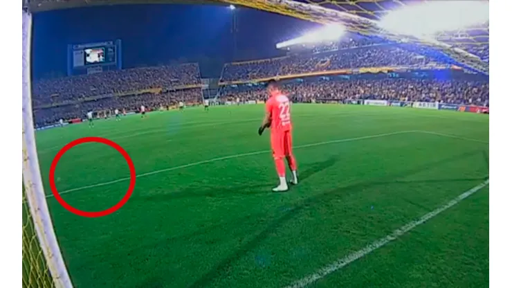 Unsain fue apedreado por hinchas canallas.