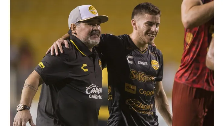 Maradona genera alegría en los seguidores del Dorados.