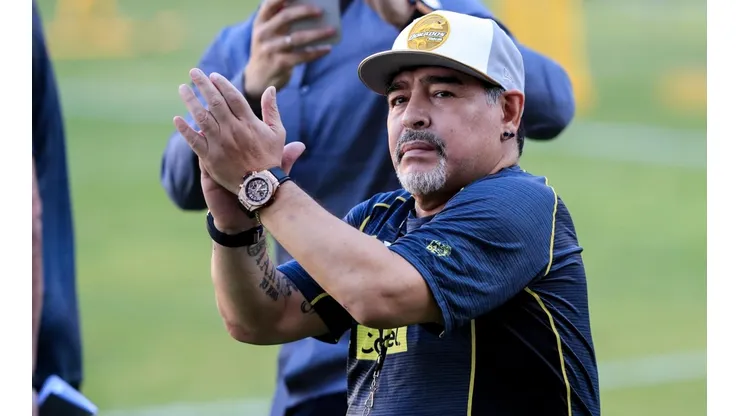 Diego Maradona debutará oficialmente al frente de Dorados.