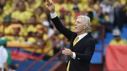 Desde Argentina buscan a José Pékerman para dirigir un equipo de la Superliga