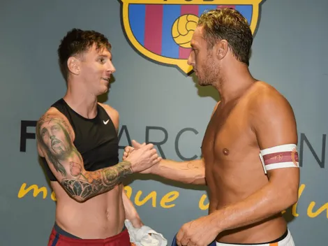 Esta vez, Francesco Totti le dio la espalda a Lionel Messi