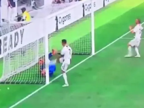 Tierna reacción de una niña luego que Cristiano fallara el gol que pudo ser su triplete