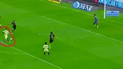 ASÍ. El mundialista sentenció al portero de la visita.