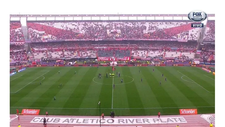 Semivacío. El Monumental, con menos gente de lo imaginado.