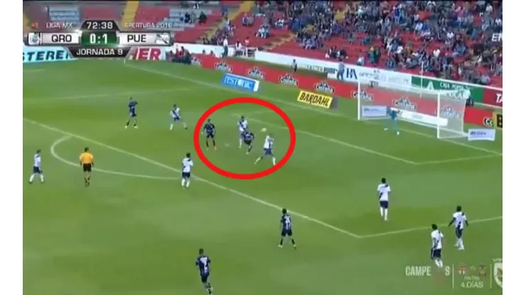 Stum casi hace un golazo.