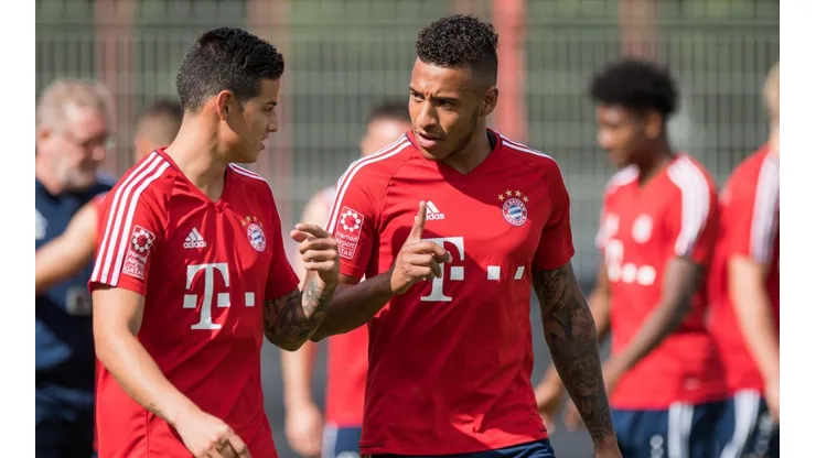 COMPAÑEROS. James Rodríguez y Tolisso durante el entrenamiento del Bayern Múnich (Foto: Getty).