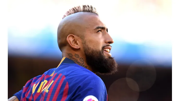 Arturo Vidal con la camiseta de Barcelona.