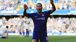 Vístete, Hazard: la dejó pasar, eludió a un rival y la clavó abajo