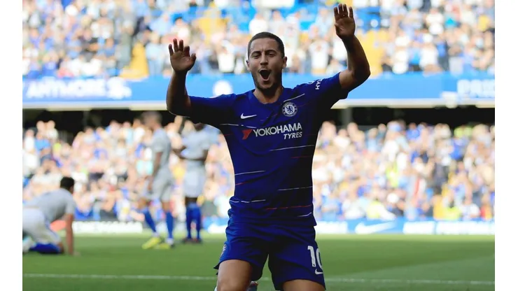 Vístete, Hazard: la dejó pasar, eludió a un rival y la clavó abajo