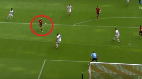 De volea y al ángulo, Robben dejó con la boca abierta a todo el Bayern Arena con su golazo