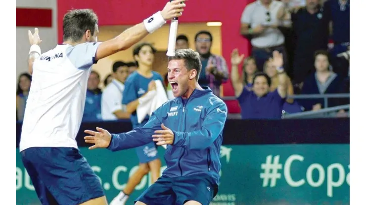 FESTEJO. A la Albiceleste le alcanzará con un punto más para llevarse la serie.