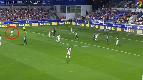 Giannelli Imbula sacó un remate explosivo.