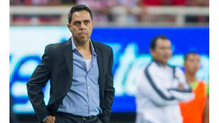 Fuentes le pegó duro a Maradona.